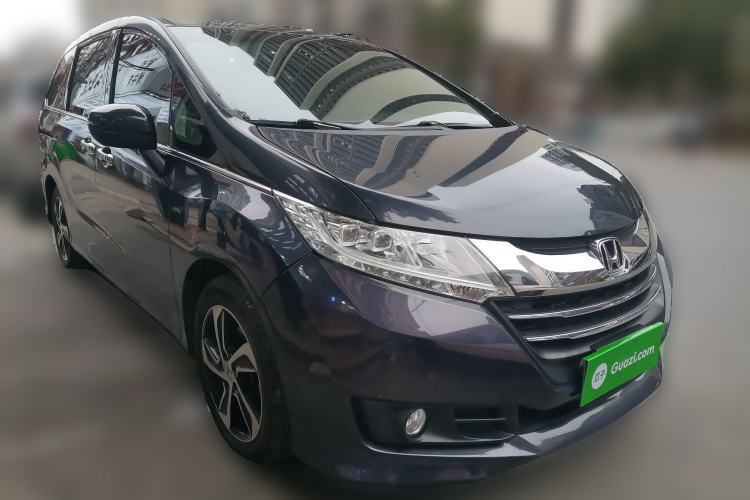 Used Honda Odyssey 2015 2.4L Smart Edition Front Right 45 Deg