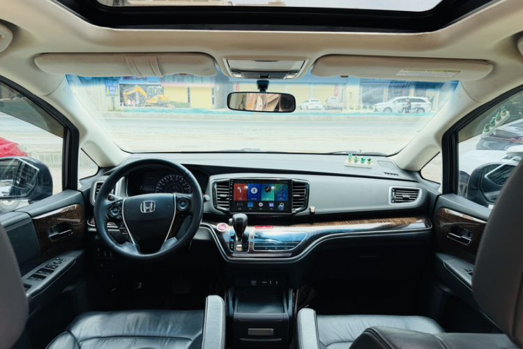 Used Honda Odyssey 2015 2.4L Smart Edition Interior 1