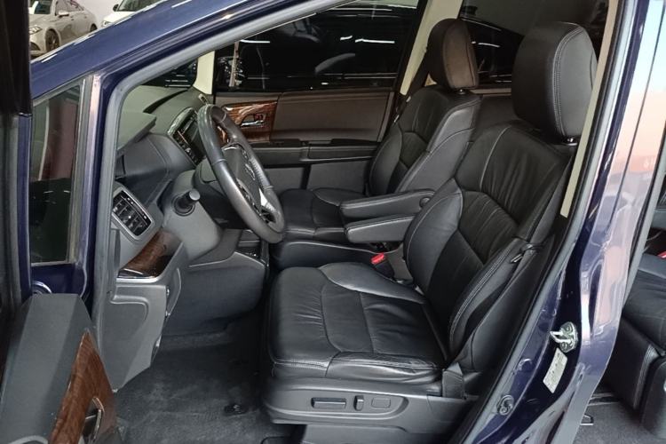 Used Honda Odyssey 2015 2.4L Smart Edition Left Front Seat