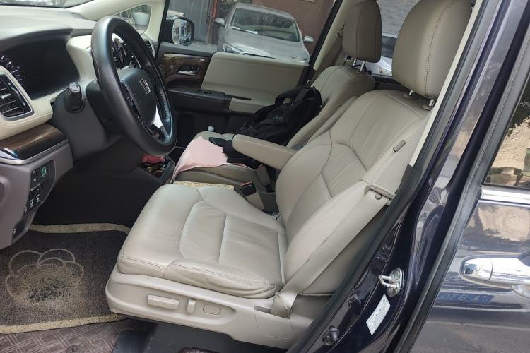 Used Honda Odyssey 2015 2.4L Supreme Edition Left Front Seat