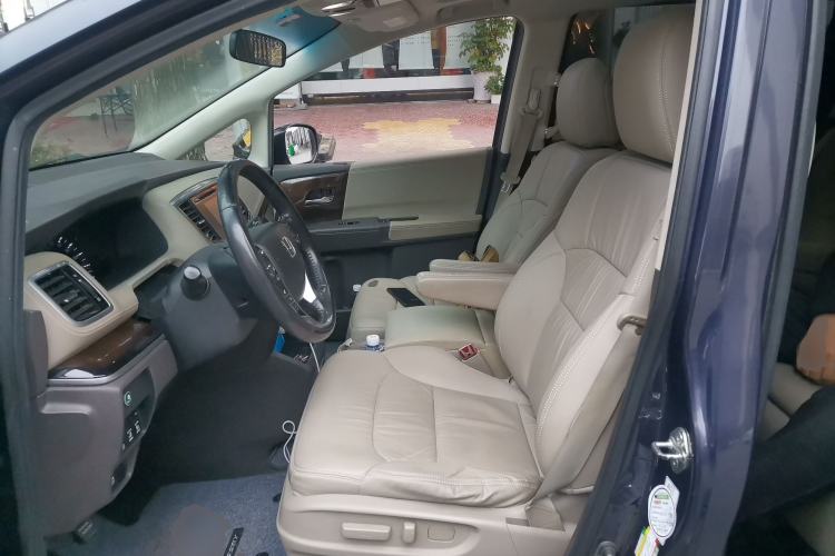 Used Honda Odyssey 2015 2.4L Smart Edition Left Front Seat