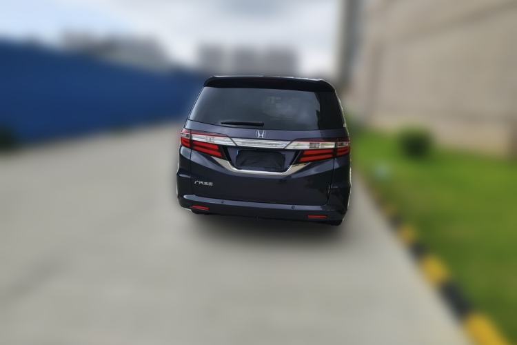 Used Honda Odyssey 2015 2.4L Luxury Edition Rear