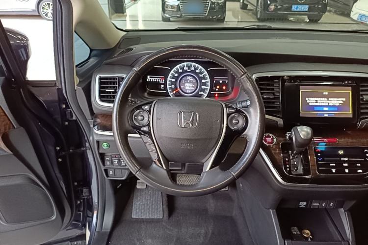Used Honda Odyssey 2015 2.4L Smart Edition Steering Wheel