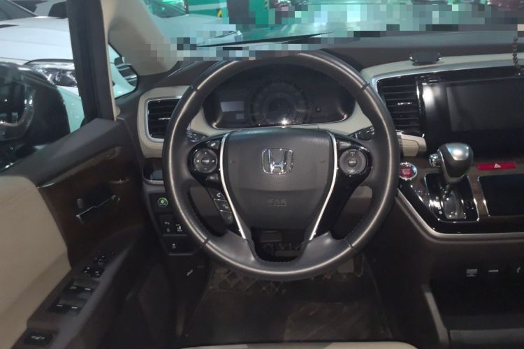 Used Honda Odyssey 2015 2.4L Smart Edition Steering Wheel