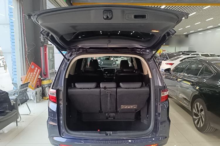 Used Honda Odyssey 2015 2.4L Smart Edition Trunk