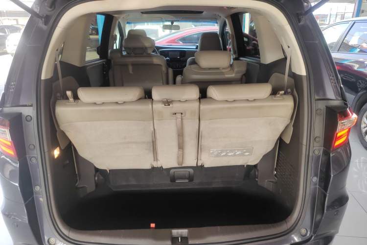 Used Honda Odyssey 2015 2.4L Smart Edition Trunk