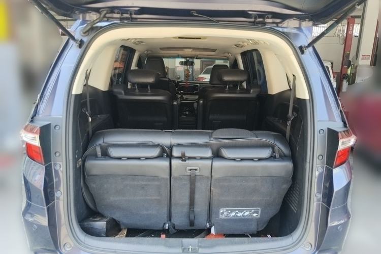 Used Honda Odyssey 2015 2.4L Smart Edition Trunk