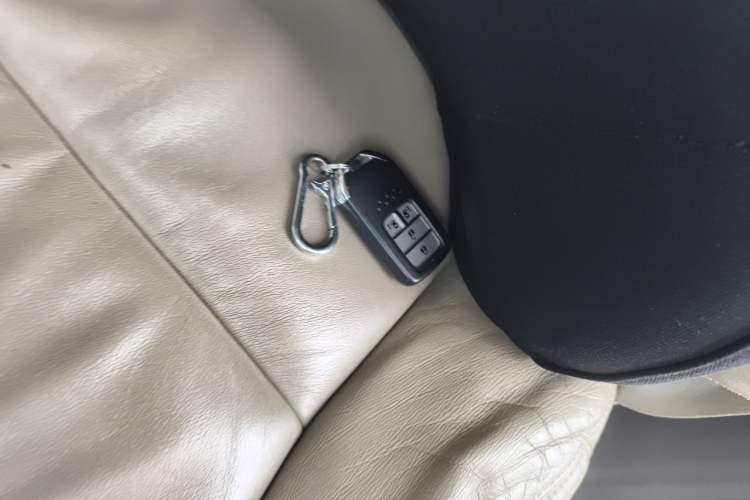 Used Honda Odyssey 2015 2.4L Luxury Edition Vehicle Key