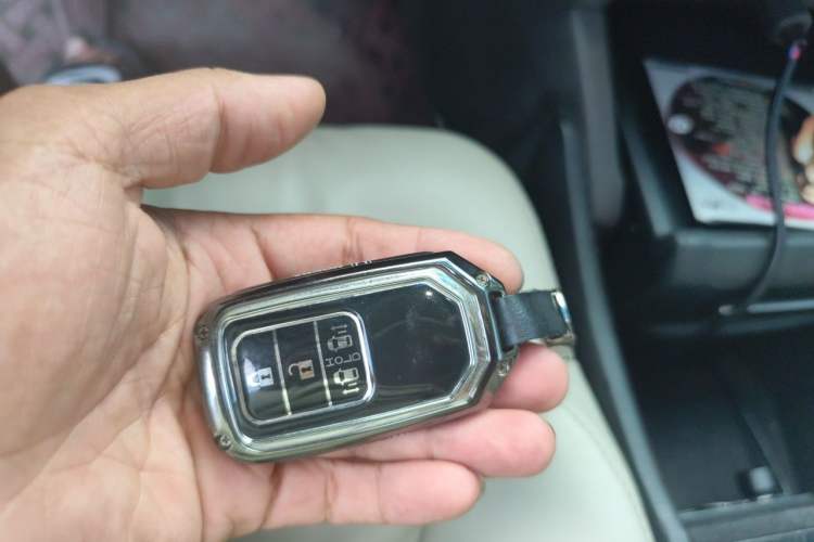 Used Honda Odyssey 2015 2.4L Luxury Edition Vehicle Key