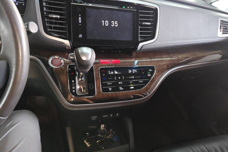 Used Honda Odyssey 2015 2.4L Prestige Edition Audio And AC Panel