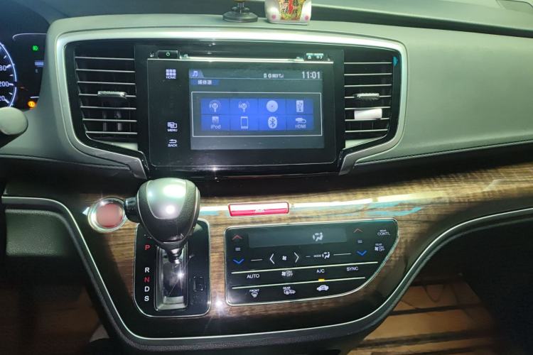 Used Honda Odyssey 2015 2.4L Prestige Edition Audio And AC Panel