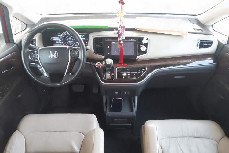 Used Honda Odyssey 2015 2.4L Smart Edition Center Console