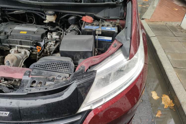 Used Honda Odyssey 2015 2.4L Smart Edition Engine Bay Left