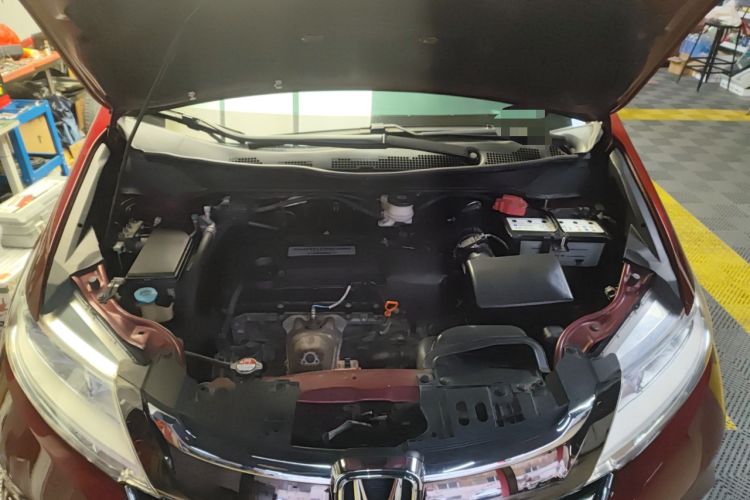 Used Honda Odyssey 2015 2.4L Prestige Edition Engine Bay