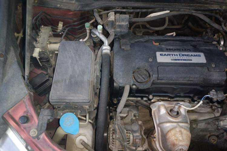 Used Honda Odyssey 2015 2.4L Smart Edition Engine Bay Right