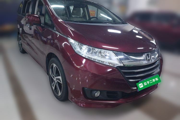 Used Honda Odyssey 2015 2.4L Smart Edition Front Right 45 Deg