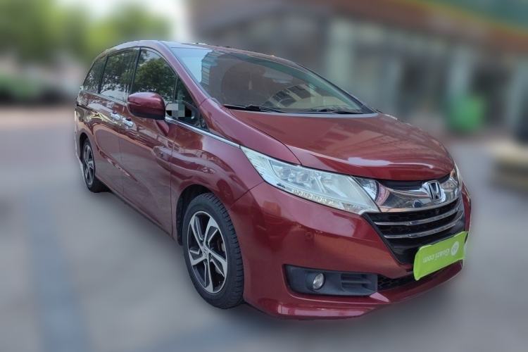 Used Honda Odyssey 2015 2.4L Supreme Edition Front Right 45 Deg