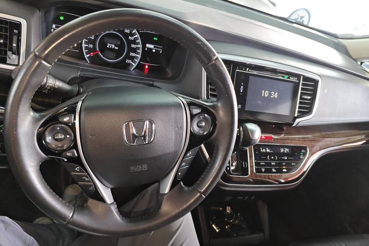Used Honda Odyssey 2015 2.4L Prestige Edition Interior 2