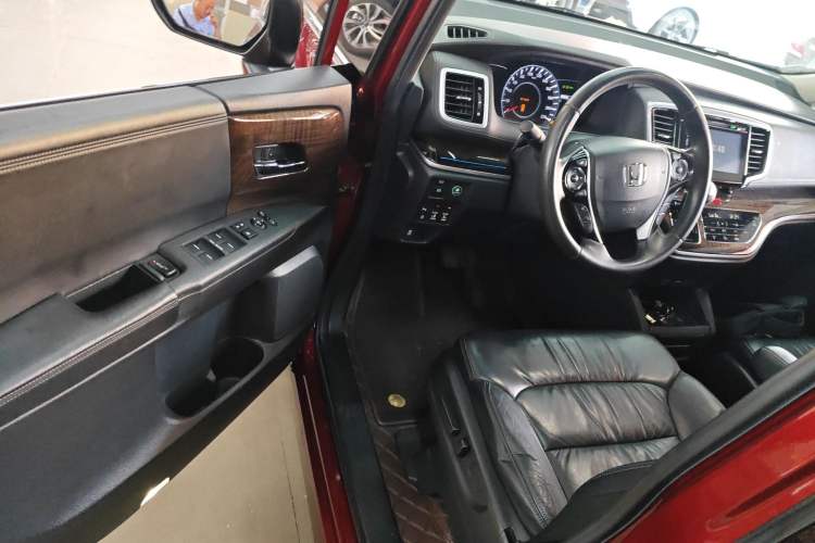 Used Honda Odyssey 2015 2.4L Prestige Edition Interior 3
