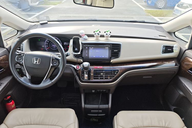 Used Honda Odyssey 2015 2.4L Smart Edition Interior 4