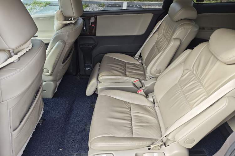 Used Honda Odyssey 2015 2.4L Smart Edition Interior 5