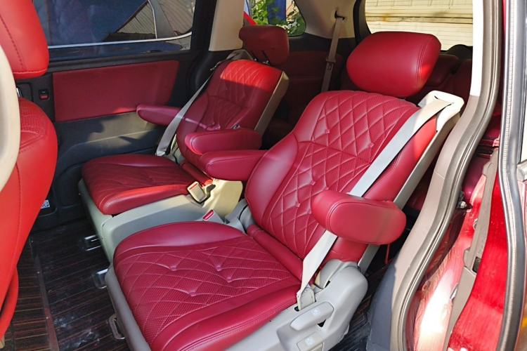 Used Honda Odyssey 2015 2.4L Luxury Edition Left Rear Seat