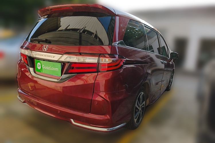 Used Honda Odyssey 2015 2.4L Luxury Edition Rear Right 45 Deg