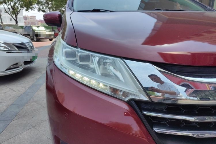 Used Honda Odyssey 2015 2.4L Supreme Edition Right Front Headlight