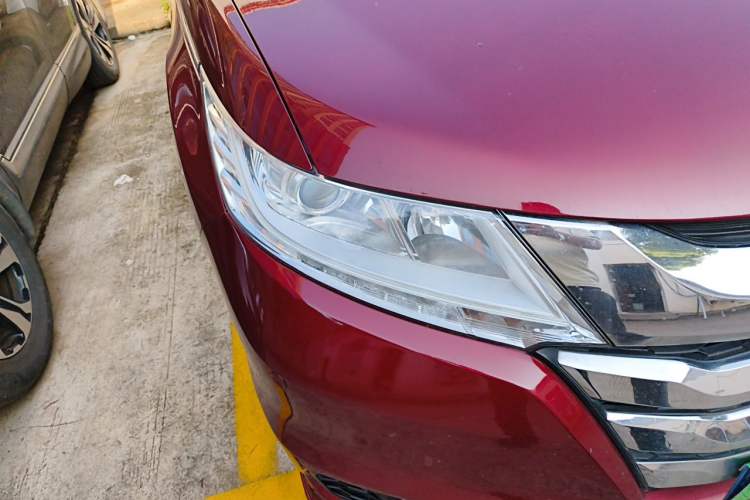 Used Honda Odyssey 2015 2.4L Luxury Edition Right Front Headlight