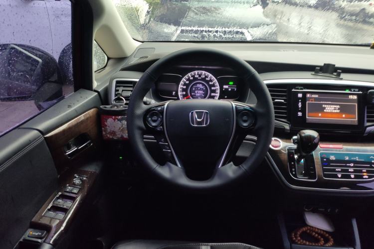 Used Honda Odyssey 2015 2.4L Smart Edition Steering Wheel