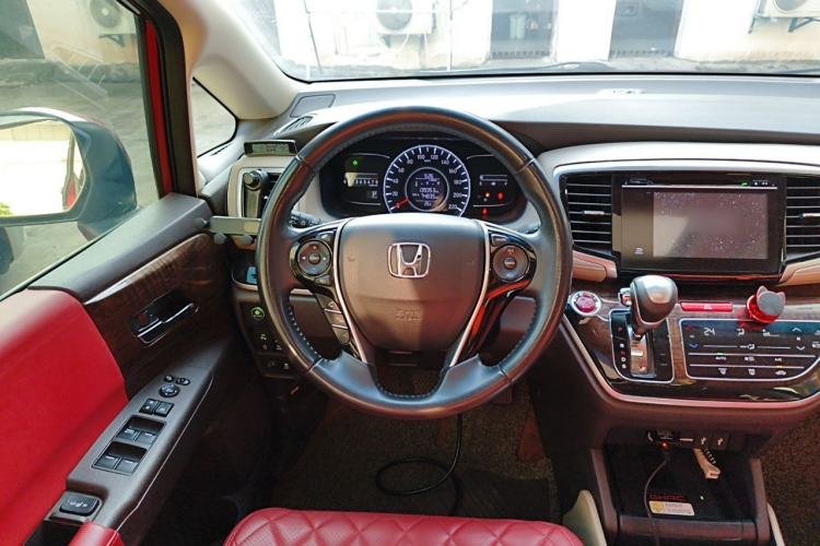Used Honda Odyssey 2015 2.4L Luxury Edition Steering Wheel