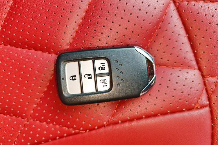 Used Honda Odyssey 2015 2.4L Luxury Edition Vehicle Key
