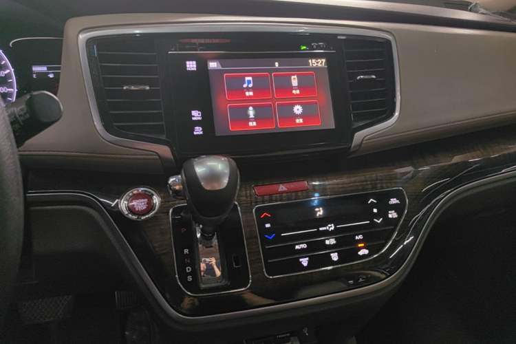 Used Honda Odyssey 2015 Revised 2.4L Luxury Edition Audio And AC Panel