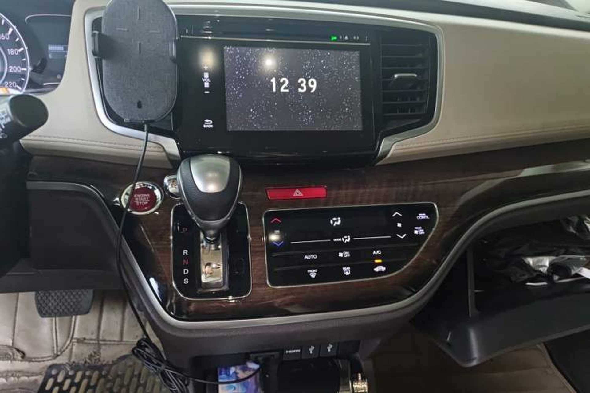 Used Honda Odyssey 2015 Revised 2.4L Luxury Edition Audio And AC Panel