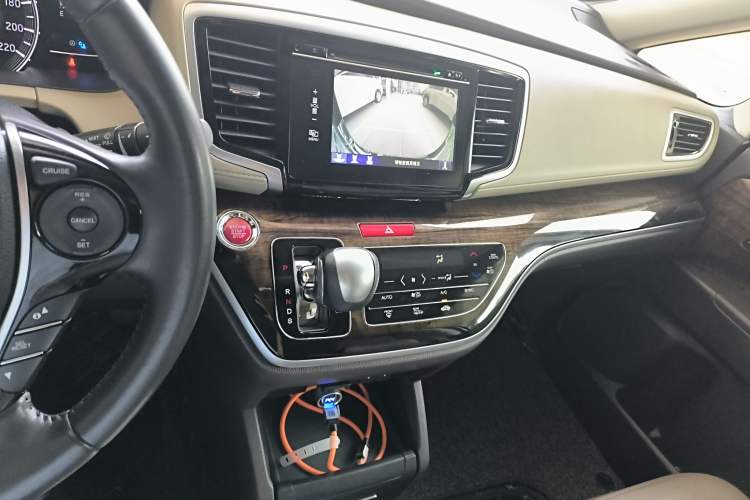 Used Honda Odyssey 2015 2.4L Prestige Edition Audio And AC Panel