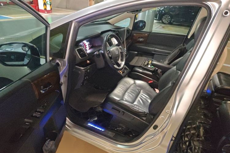 Used Honda Odyssey 2015 2.4L Supreme Edition Driver Seat