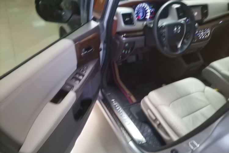 Used Honda Odyssey 2015 Updated Version 2.4L Smart Edition Driver Seat