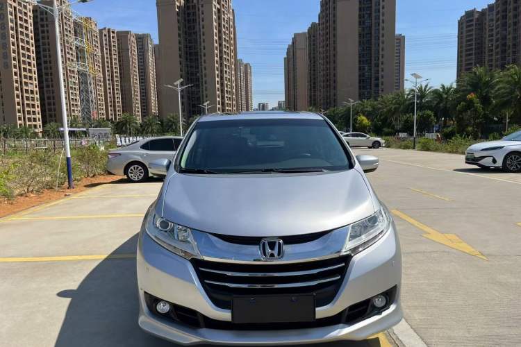 Used Honda Odyssey 2015 Revised 2.4L Luxury Edition Exterior 1