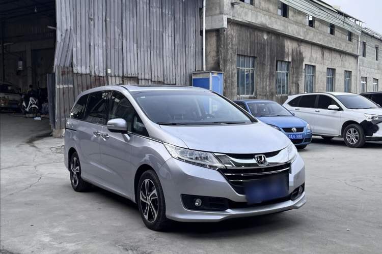 Used Honda Odyssey 2015 2.4L Smart Edition Exterior 6
