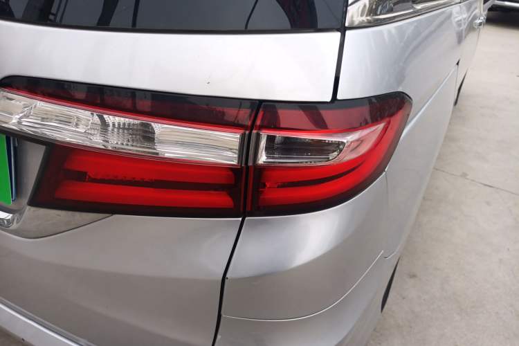 Used Honda Odyssey 2015 2.4L Smart Edition Exterior 6
