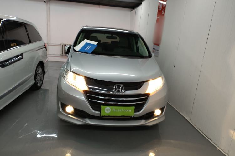 Used Honda Odyssey 2015 2.4L Luxury Edition Front