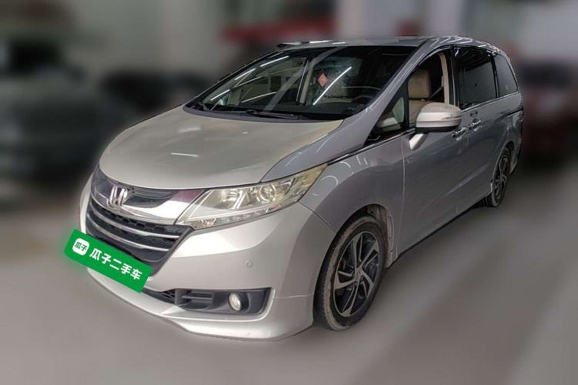 Used Honda Odyssey 2015 Revised 2.4L Luxury Edition Front Left 45 Deg
