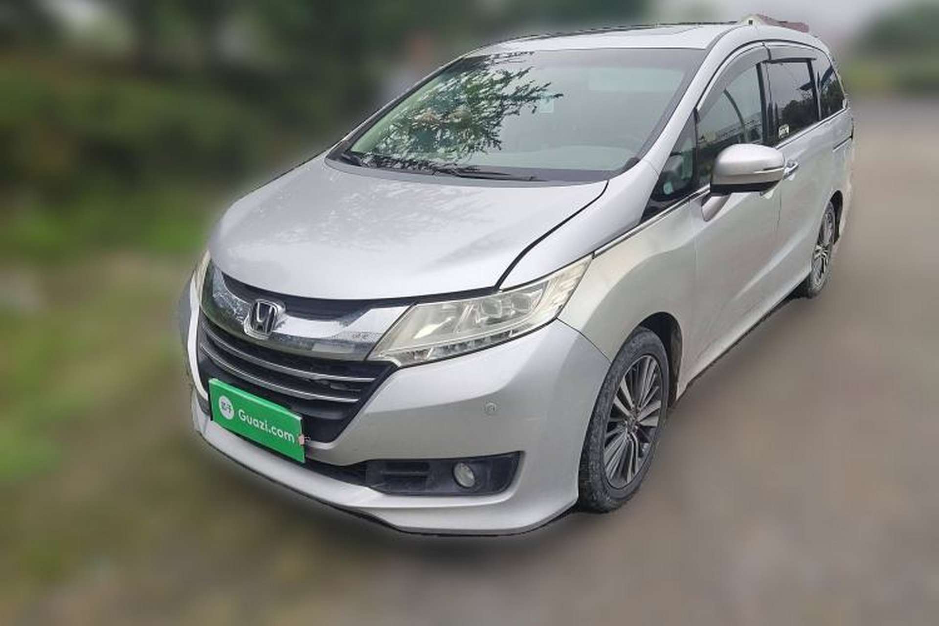 Used Honda Odyssey 2015 Updated Version 2.4L Smart Edition Front Left 45 Deg