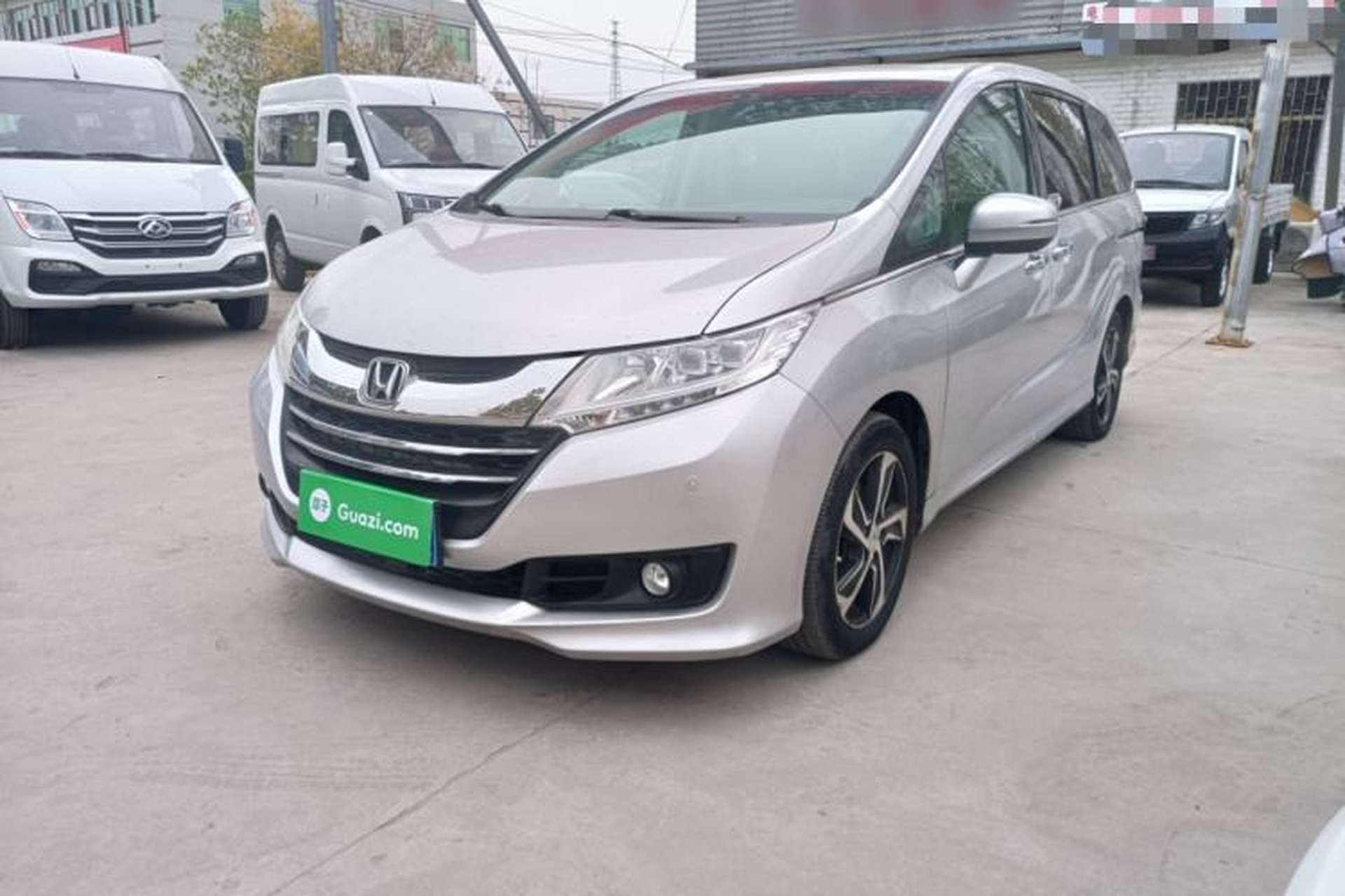 Used Honda Odyssey 2015 2.4L Smart Edition Front Left 45 Deg
