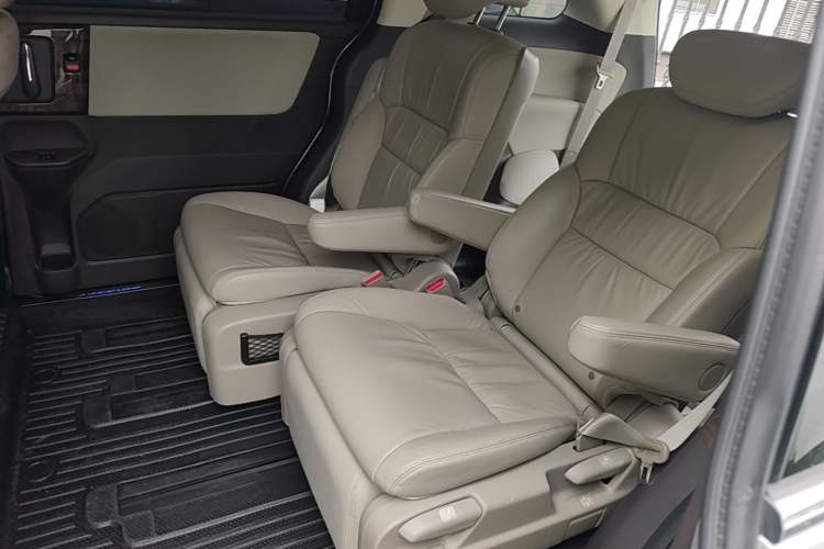 Used Honda Odyssey 2015 2.4L Smart Edition Interior 4