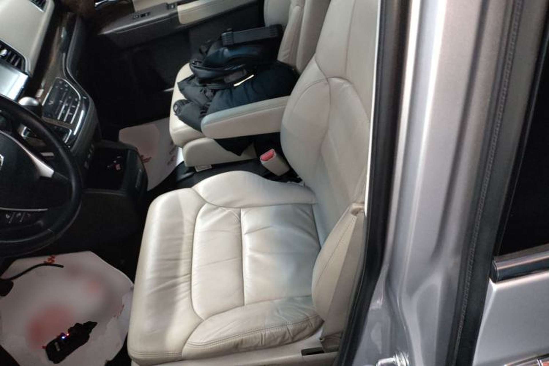 Used Honda Odyssey 2015 2.4L Luxury Edition Left Front Seat