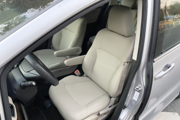 Used Honda Odyssey 2015 Revised Version 2.4L Comfort Edition Left Front Seat