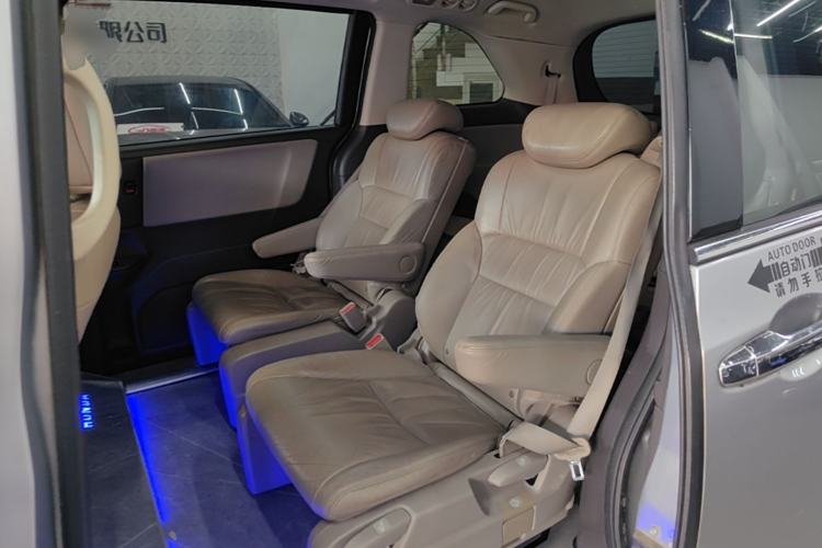 Used Honda Odyssey 2015 Revised 2.4L Luxury Edition Left Rear Seat