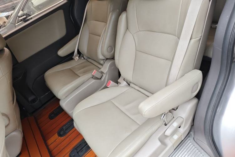 Used Honda Odyssey 2015 Revised Version 2.4L Comfort Edition Left Rear Seat