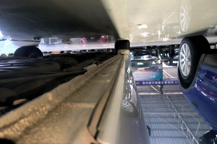 Used Honda Odyssey 2015 2.4L Smart Edition Left Side Sill